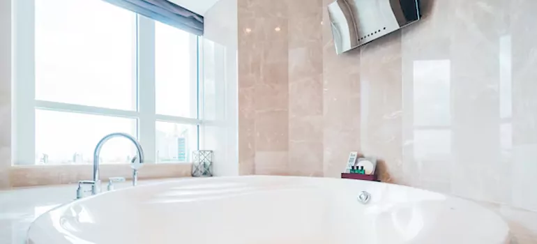 Bathroom Window Coverings in Eustis, FL