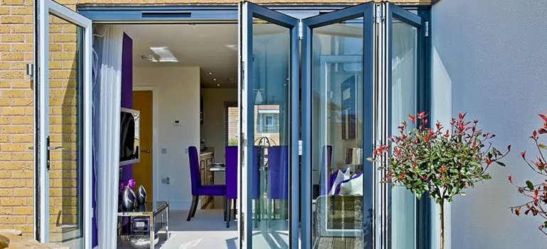 Commercial Door Glass Repair in Eustis, FL