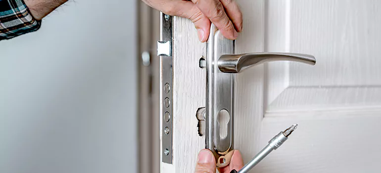 Front Door Knob Repair in Eustis, FL